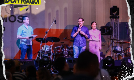 DAVID DE LA PEÑA CELEBRA A MADRES Y PADRES CON DESFILE MUSICAL EN LA PLAZA OCAMPO