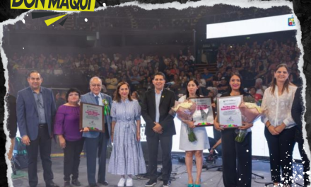 CRISTINA DÍAZ RECONOCE A MAESTROS DESTACADOS DURANTE EL FESTEJO DEL MAGISTERIO 2024