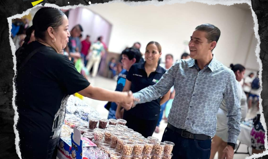 ARRANCA EN JUÁREZ LA FERIA DE ÚTILES ESCOLARES EN BENEFICIO DE LOS JUARENSES 