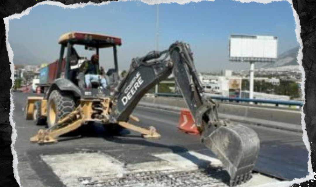 CIERRAN PARCIALMENTE PUENTE DÍAZ ORDAZ EN SANTA CATARINA POR REPARACIONES