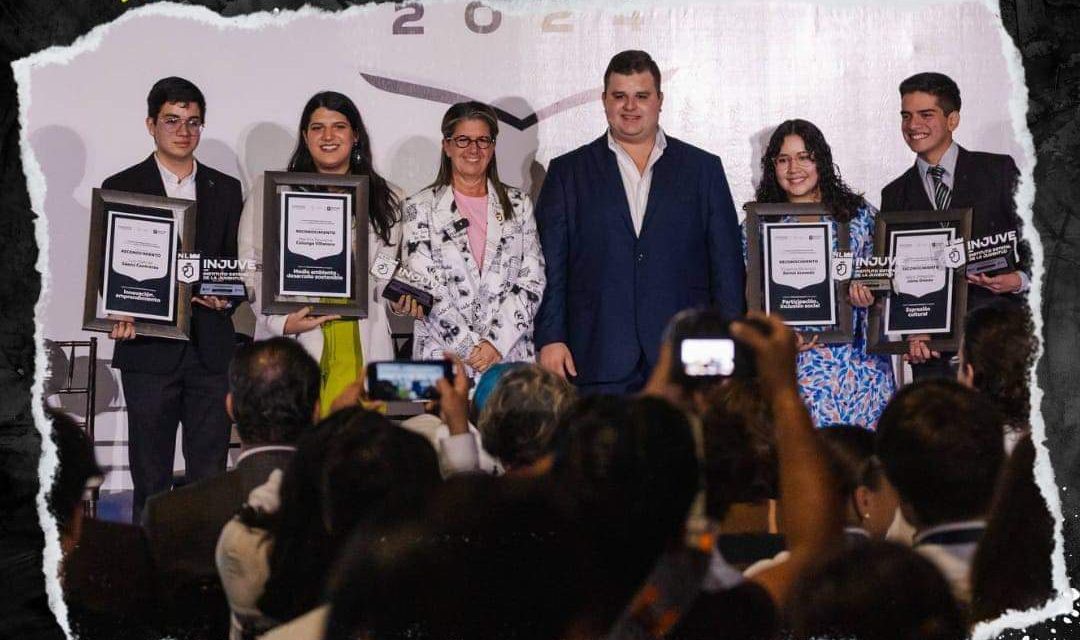 GOBIERNO DE NUEVO LEÓN ENTREGA PREMIO ESTATAL DE LA JUVENTUD 2024