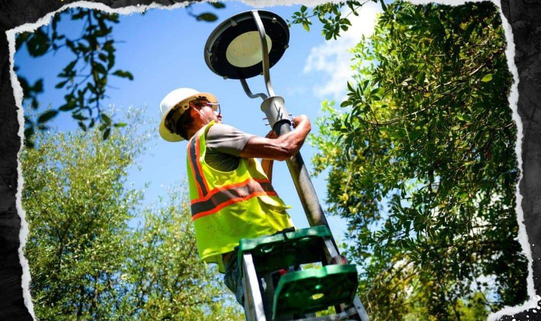 MONTEMORELOS REFUERZA SEGURIDAD CON NUEVAS LUMINARIAS LED EN PLAZAS Y PARQUES