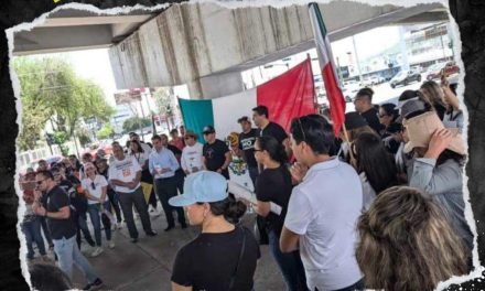 SANTA CATARINA SE ILUMINA CON COLORES PATRIOS EN HONOR A LA INDEPENDENCIA DE MÉXICO