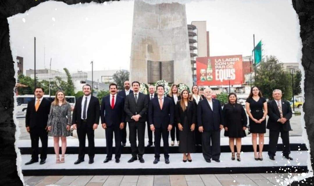 CRONISTAS DE NUEVO LEÓN CONMEMORAN EL 428 ANIVERSARIO DE MONTERREY CON GUARDIA DE HONOR