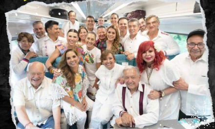 ANDRÉS MANUEL LÓPEZ OBRADOR INAUGURA EL TREN P’ATAL EN SU ÚLTIMO ENCUENTRO CON GOBERNADORES