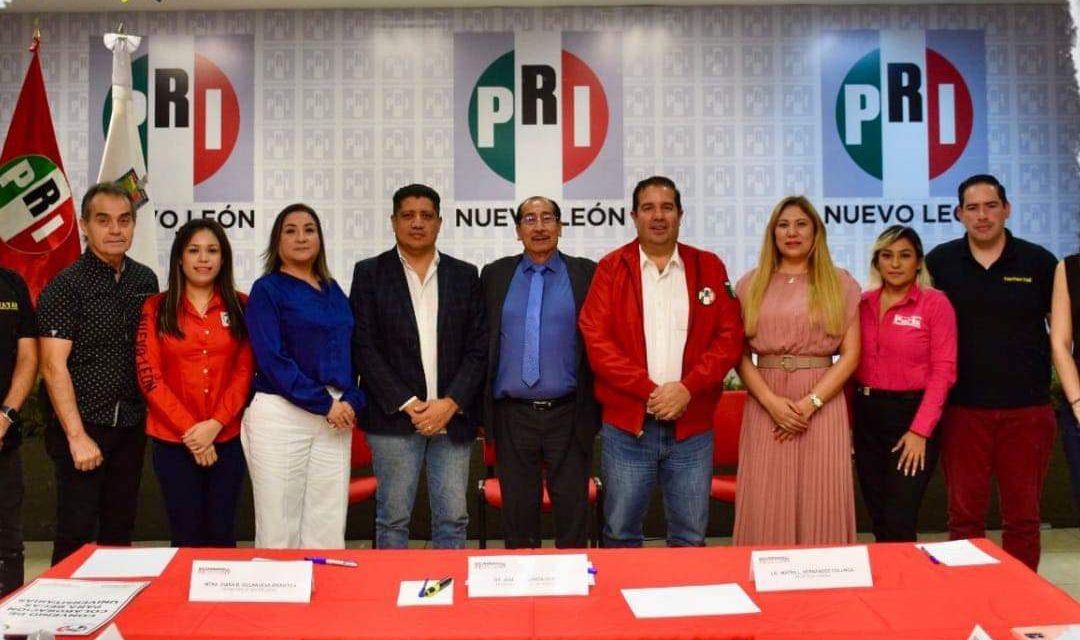 PRI FIRMA CONVENIOS CON UNIVERSIDADES PARA OTORGAR BECAS EDUCATIVAS