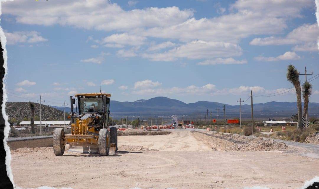 SAMUEL SUPERVISA AVANCES EN LA CARRETERA INTERSERRANA