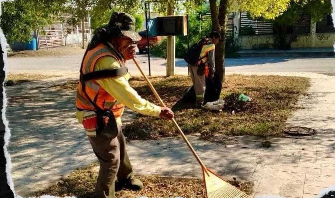 MIGUEL ÁNGEL SALAZAR CONTINÚA LABORES DE MANTENIMIENTO EN ÁREAS VERDES Y PARQUES DE MONTEMORELOS