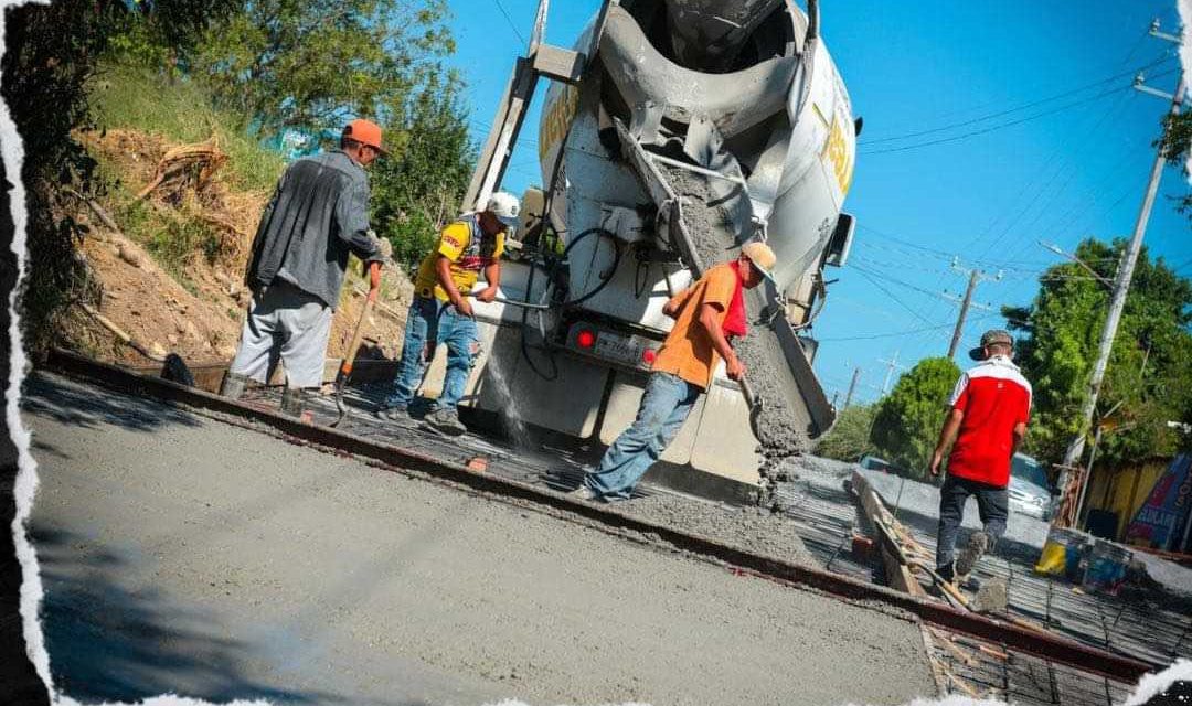 MIGUEL ÁNGEL SALAZAR CONTINÚA OBRAS DE PAVIMENTACIÓN EN MONTEMORELOS 