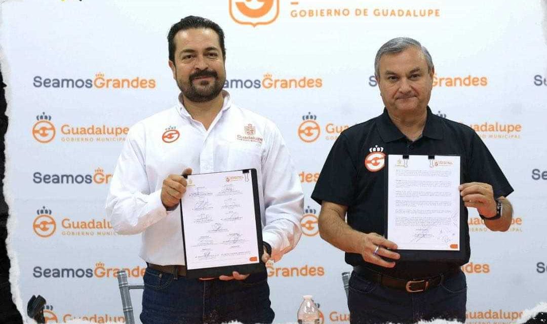 EL ALCALDE HÉCTOR GARCÍA INSTALA COMITÉ PARA TRANSPARENCIA EN OBRAS PÚBLICAS EN GUADALUPE