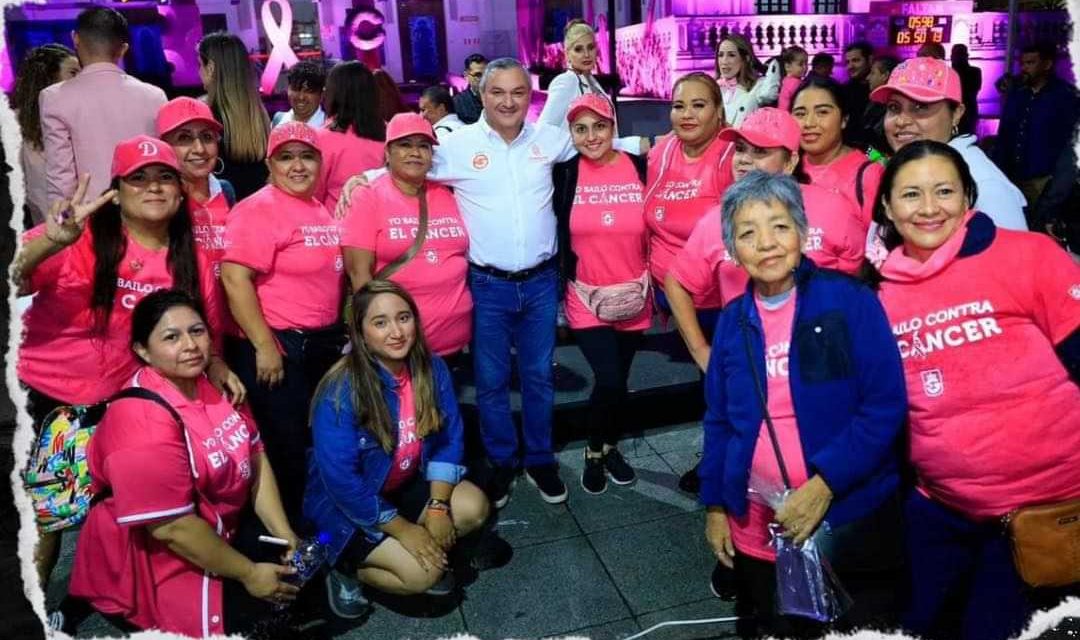 EL ALCALDE HÉCTOR GARCÍA DONA PARTE DE SU SUELDO PARA APOYAR LA LUCHA CONTRA EL CÁNCER DE MAMA