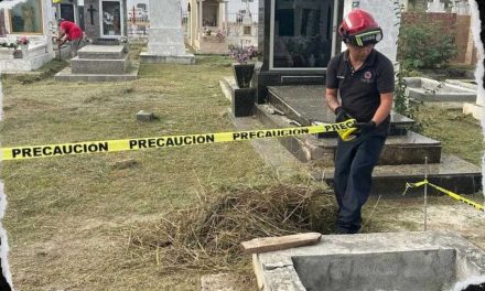 LA ALCALDESA ELVA DEYANIRA IMPLEMENTA MEDIDAS DE SEGURIDAD EN EL PANTEÓN MUNICIPAL DE ZUAZUA