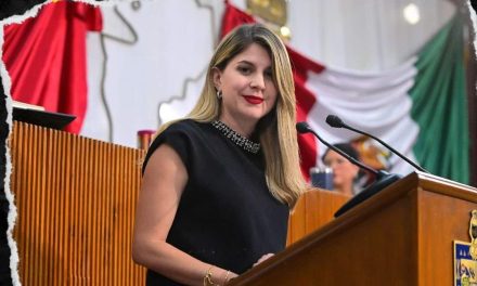 BUSCA MELISA PEÑA QUE SE RECONSTRUYA CARRETERA A MONCLOVA