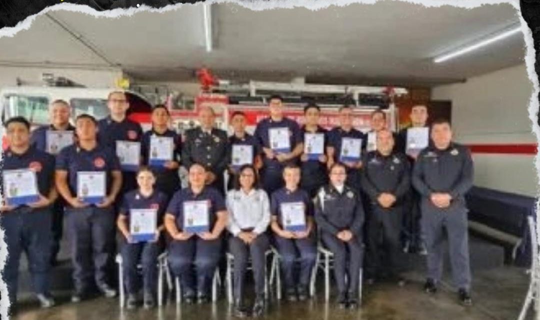 QUINCE NUEVOS BOMBEROS DE NUEVO LEÓN CULMINAN EXITOSA FORMACIÓN