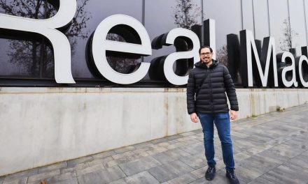 DAVID DE LA PEÑA BUSCA BECAS DEPORTIVAS CON LA FUNDACIÓN REAL MADRID PARA JÓVENES SANTIAGUENSES