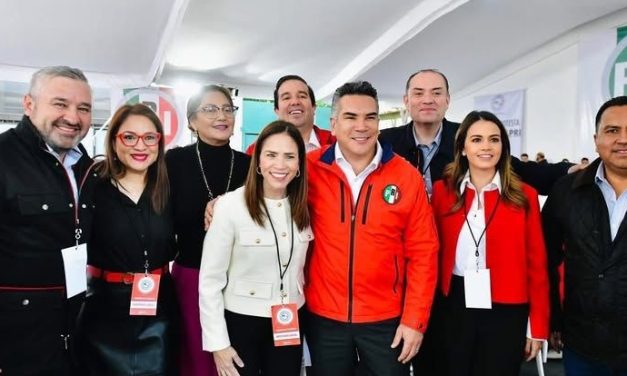 JAVIER CABALLERO Y JOSÉ LUIS GARZA OCHOA ACUDEN AL ENCUENTRO NACIONAL DE DIPUTADOS LOCALES DEL PRI
