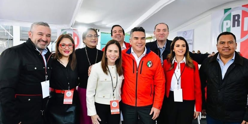 JAVIER CABALLERO Y JOSÉ LUIS GARZA OCHOA ACUDEN AL ENCUENTRO NACIONAL DE DIPUTADOS LOCALES DEL PRI