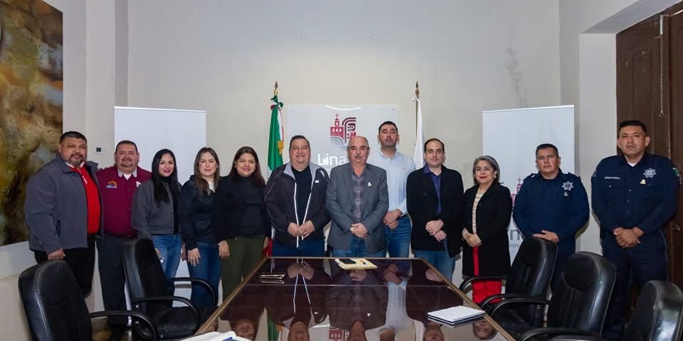 GERARDO GUZMÁN JUNTO AL TECNOLÓGICO NACIONAL DE MÉXICO TRABAJAN EN CONJUNTO POR LOS JÓVENES LINARENSES