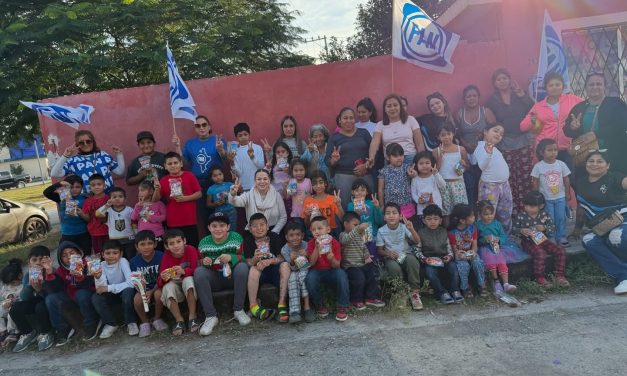 AILE TAMEZ RECORRE CADEREYTA LLEVANDO APOYO Y ALEGRÍA A SU DISTRITO