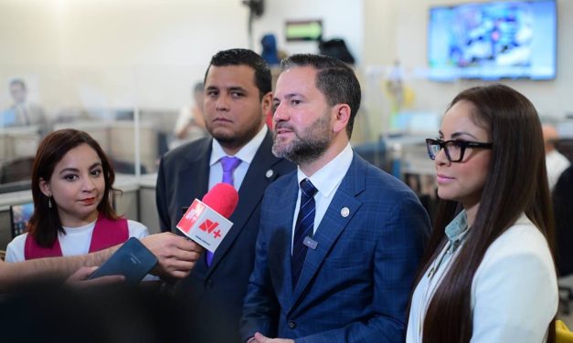 RAÚL LOZANO CELEBRA ACUERDO POLÍTICO PARA OBRAS Y SEGURIDAD EN NUEVO LEÓN