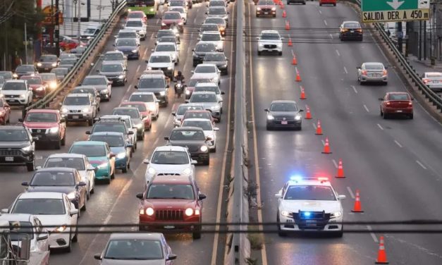 ADRIÁN DE LA GARZA IMPLEMENTA CARRIL DE CONTRAFLUJO EN AVENIDA GONZALITOS EN MONTERREY