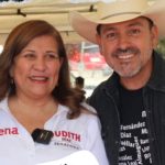 FELICITA RAPHAEL MARTÍNEZ, TESORERO DE LINARES Y ASPIRANTE A LA ALCALDÍA DE SANTIAGO A LA SENADORA JUDITH DÍAZ POR MOTIVO DE SU CUMPLEAÑOS