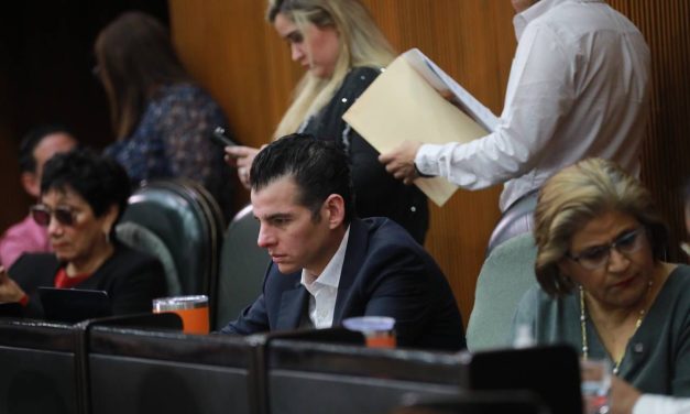 MIKE FLORES EXIGE MAYOR COORDINACIÓN PARA MEJORAR LA CALIDAD DEL AIRE EN NUEVO LEÓN