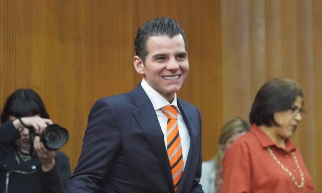 MIGUEL A. FLORES SERNA CELEBRA APROBACIÓN DEL PRESUPUESTO 2025 EN NUEVO LEÓN