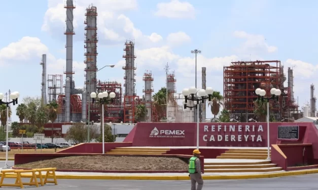 SECRETARÍA DEL MEDIO AMBIENTE ALERTA SOBRE ALTAS EMISIONES DE LA REFINERÍA DE CADEREYTA