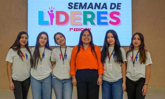 MARISOL GONZÁLEZ COMPARTE MENSAJE CON JÓVENES DEL CIDEB EN SU 25 ANIVERSARIO