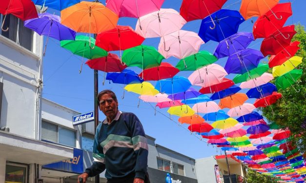 HECTOR GARCÍA INVITA A DISFRUTAR EL “CIELO DE COLORES” EN GUADALUPE