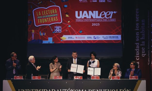 SANTOS GUZMÁN INAUGURA UANLEER 2025, LA GRAN FIESTA DE LA PALABRA