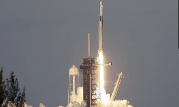 LANZA SPACEX MISIÓN PARA RESCATAR A DOS ASTRONAUTAS VARADOS EN LA ESTACION ESPACIAL INTERNACIONAL