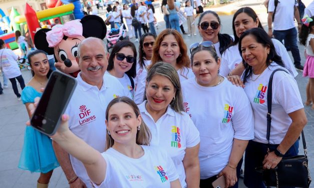 GERARDO GUZMÁN ACOMPAÑA A MARCHA POR LA CONCIENTIZACIÓN SOBRE EL AUTISMO