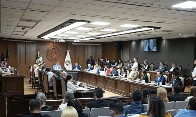 ADRIÁN DE LA GARZA “ACELERA” LA MOVILIDAD, APRUEBA MOVER AUTOS EN CHOQUES MENORES