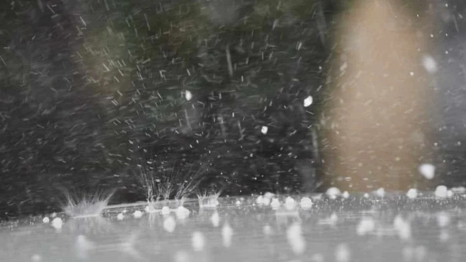 FRENTE FRÍO 42 PROVOCA LLUVIAS, VIENTOS FUERTES Y POSIBLES TORNADOS EN NUEVO LEÓN