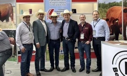 JUAN ESPINOZA EGUÍA PARTICIPA EN CLAUSURA DE LA ASAMBLEA GENERAL ORDINARIA DE LA CNOG EN AGUASCALIENTES