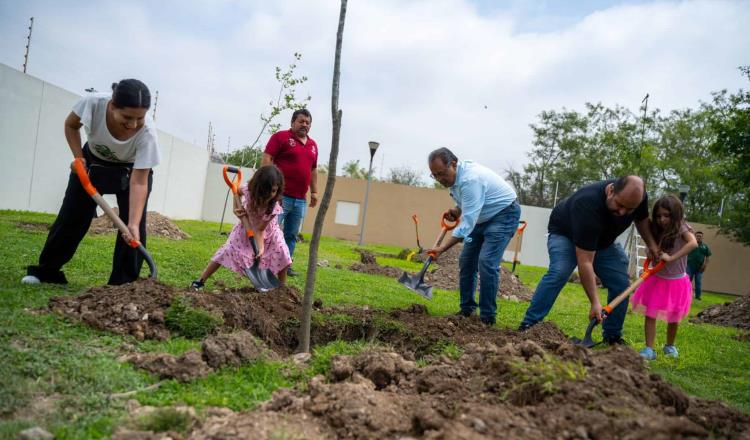 ANDRÉS MIJES LLEVA LA TRANSFORMACIÓN VERDE A LA ZONA ORIENTE DE ESCOBEDO