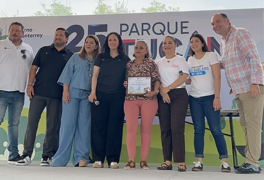 RAFAEL RAMOS CELEBRA A LO GRANDE 25 ANIVERSARIO DEL PARQUE TUCÁN EN MONTERREY