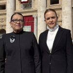 CLARA LUZ FLORES ASISTE A ENTRONIZACIÓN DEL PAPA LEÓN XIV COMO REPRESENTANTE DE GOBERNACIÓN