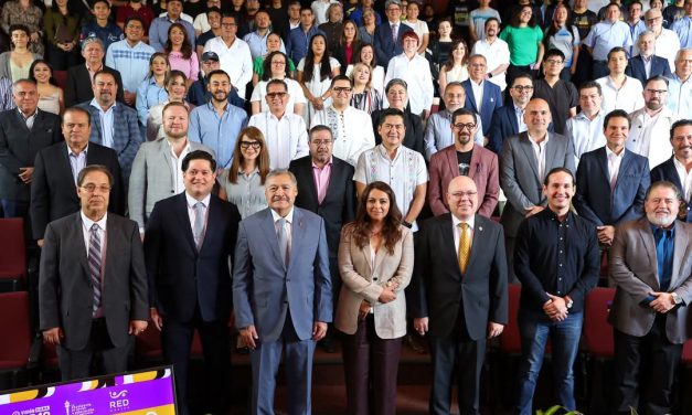 SANTOS GUZMÁN DESTACA PAPEL DE LOS MEDIOS PÚBLICOS EN LA EDUCACIÓN