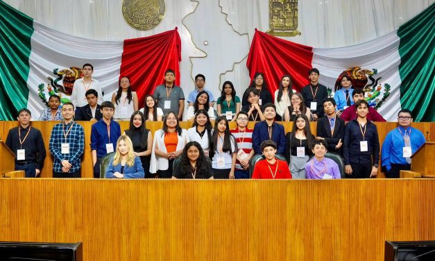 MARISOL GONZÁLEZ ESCUCHA PROPUESTAS DEL “SUPERCONSEJO” DE EMBAJADORES DE SANTA CATARINA