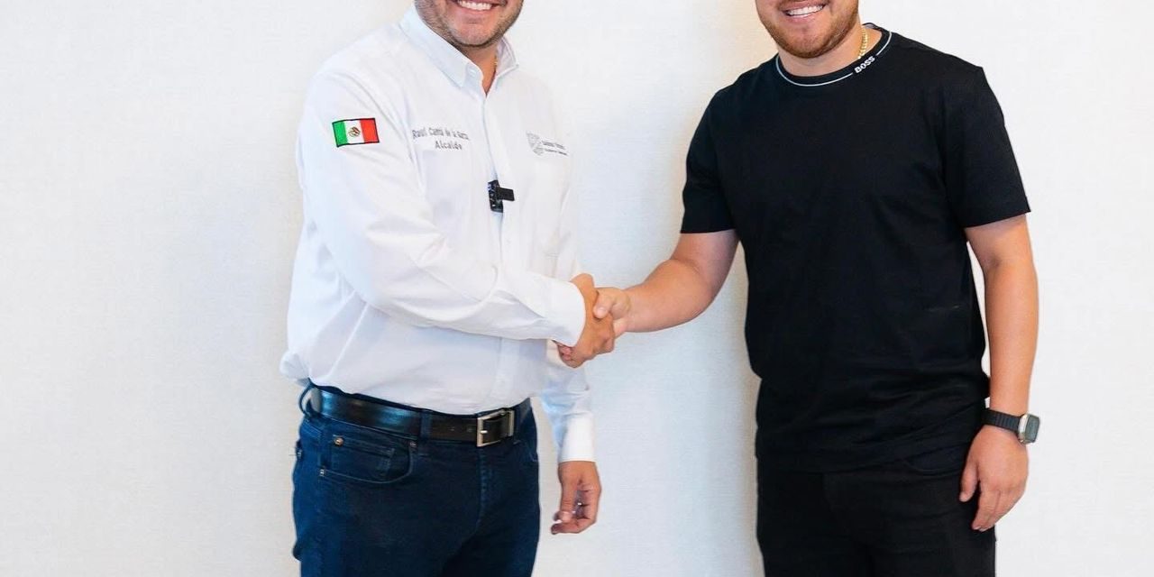ALCALDE RAÚL CANTÚ DA LA BIENVENIDA A ISRAEL “EL PILOTO” JIMÉNEZ COMO NUEVO DIRECTOR DE DEPORTES EN SALINAS VICTORIA