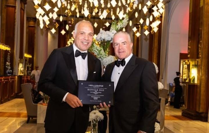 EL REGIOMONTANO RAÚL ROCHA CANTÚ RECIBE PREMIO ESTRELLA ORIÓN 2025