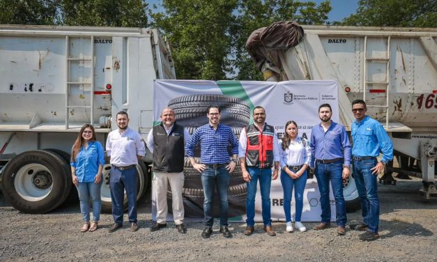 DAVID DE LA PEÑA ARRANCA PROGRAMA DE RECICLAJE DE LLANTAS EN SANTIAGO