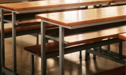 EL GOBIERNO DE NUEVO LEÓN FORTALECERÁ LA ENSEÑANZA DE INGLÉS Y COMPUTACIÓN EN LAS ESCUELAS