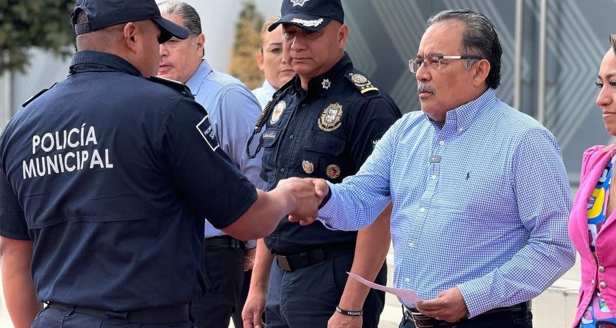 ANDRÉS MIJES RECONOCE A 82 ELEMENTOS EN EL “PREMIO AL MÉRITO POLICIAL” EN ESCOBEDO