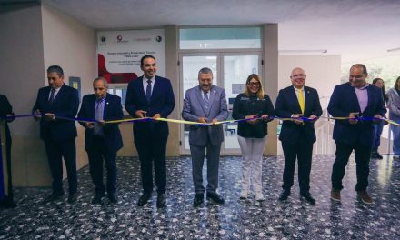 RECTOR DE LA UANL SANTOS GUZMÁN, INAUGURA CENTRO EVALUADOR DE COMPETENCIAS EN LA PREPARATORIA PABLO LIVAS