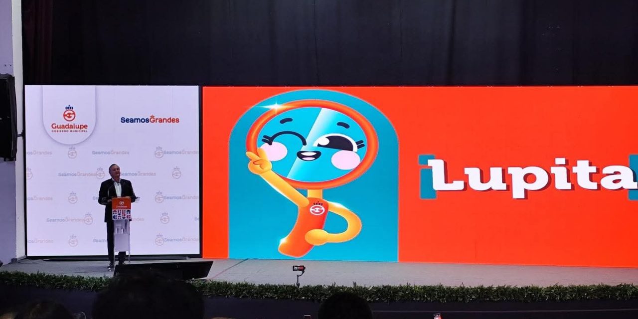 HÉCTOR GARCÍA PRESENTA “LUPITA”, EL CHATBOT QUE ATENDERÁ BACHES EN GUADALUPE