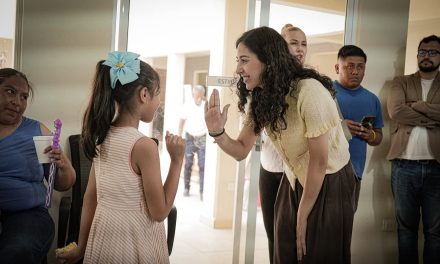 ELVA DEYANIRA ANUNCIA TERAPIAS DE CALIDAD PARA VALLE DE SANTA ELENA